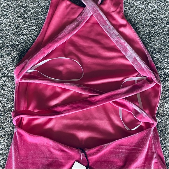 NWT Superdown Arabella hot pink velvet strappy mini dress - Picture 10 of 16